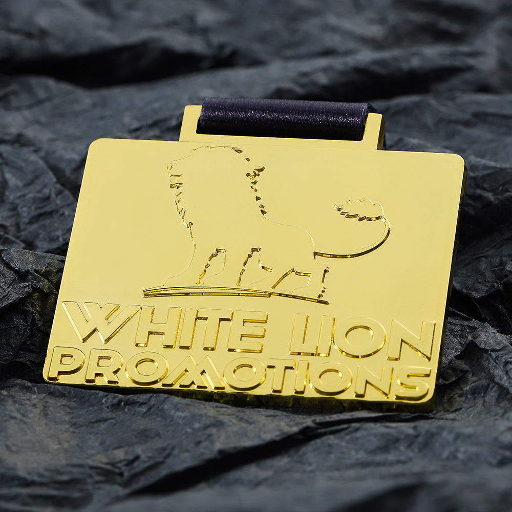 Custom 70mm Shiny Gold Embossed Metal Club lion Medal