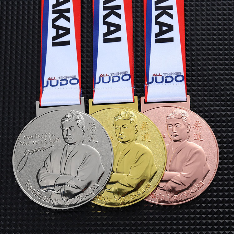 Custom Medal Metal Zinc Alloy 3 Colours Award Medals Embossing 3D Judo Coach Jiu Jitsu Ju Jutsu Judo Medals Supplier