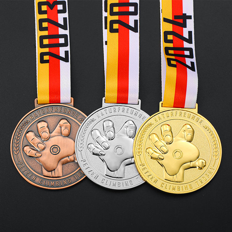 Metal Award Sports Custom 3d Hands Shape Climbing Trophies Medal