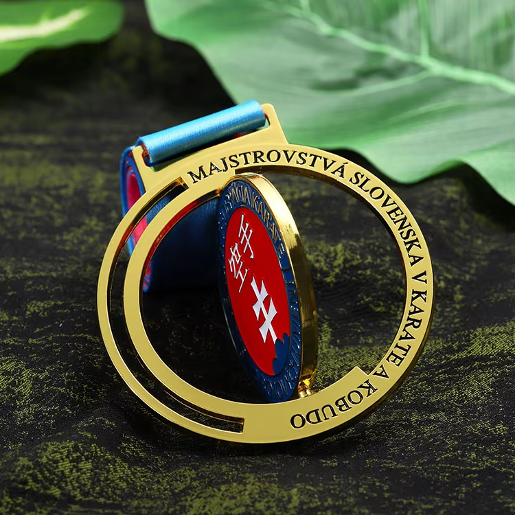 OEM Medal Factory Custom Karate Sports Medals Zinc Alloy Taekwondo Karate Jeet Kune Do 360 Spinning Rotating Cast Medals
