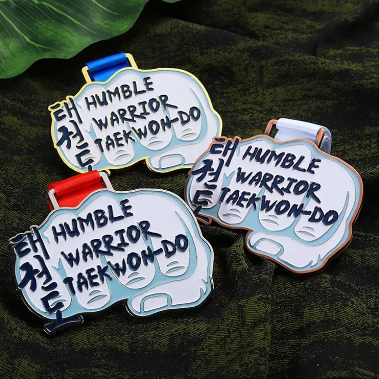 Custom High Quality Fist Shape Taekwondo Karate Metal Medals for Taekwondo Turnament
