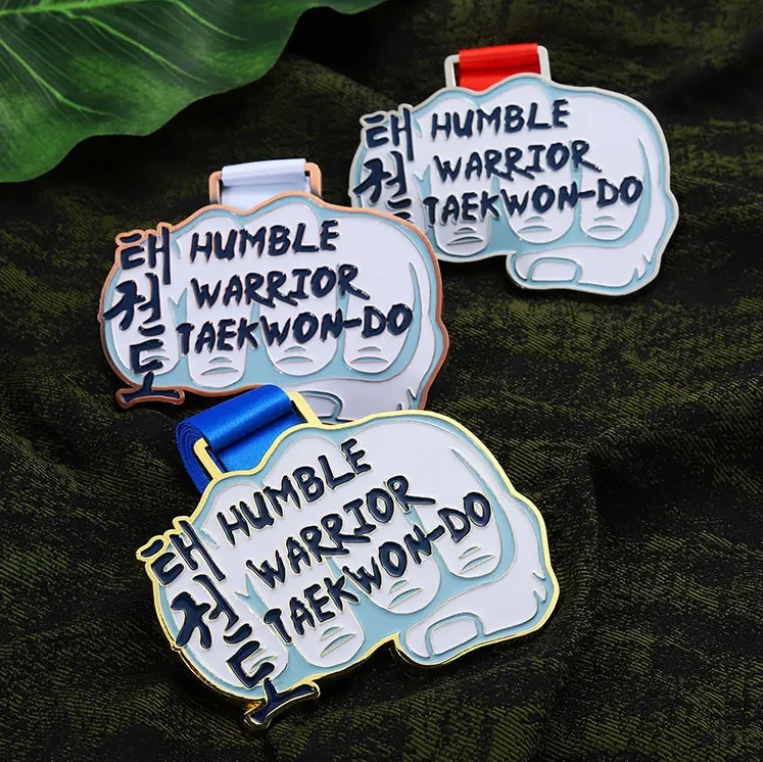 Custom High Quality Fist Shape Taekwondo Karate Metal Medals for Taekwondo Turnament