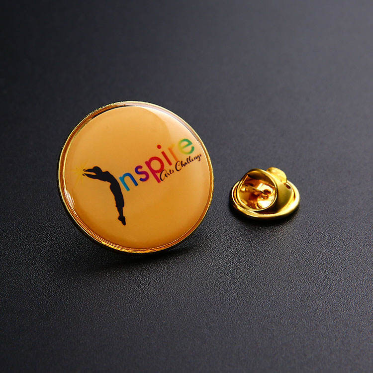 Promotion Custom Orange Epoxy Dome Coated Lapel Pin