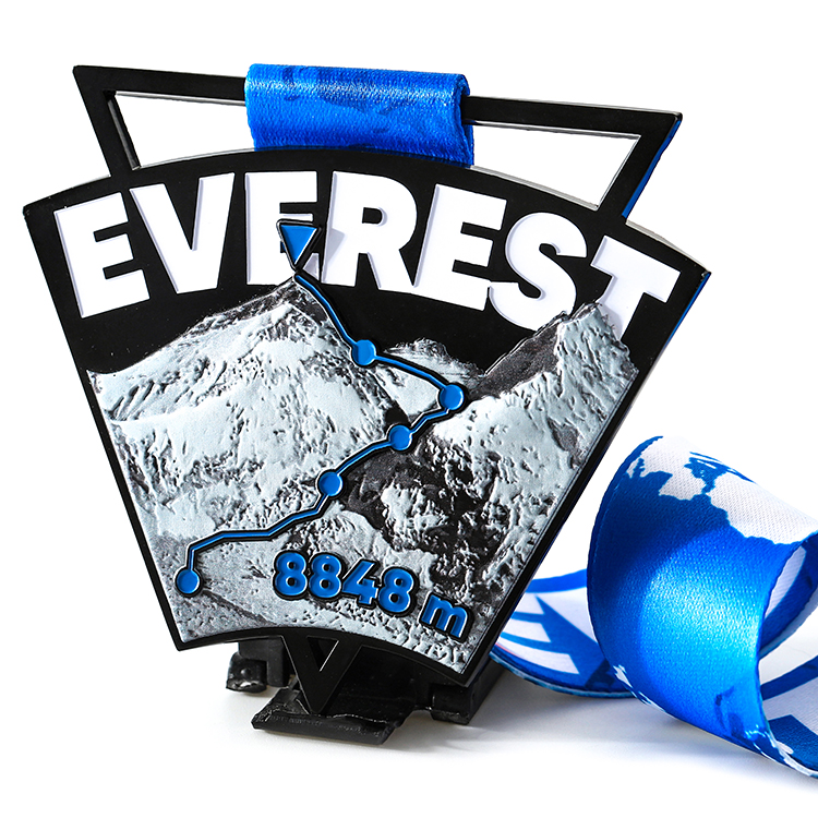 Factory Direct Design Your Own Sports Medals Everest Finisher Everest Base Camp Medal Award Mountain Climbing Running Medal