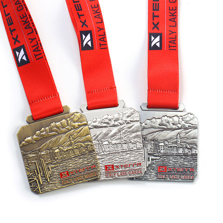 Custom Metal square Shape Embossed Design Lake Italy Medals