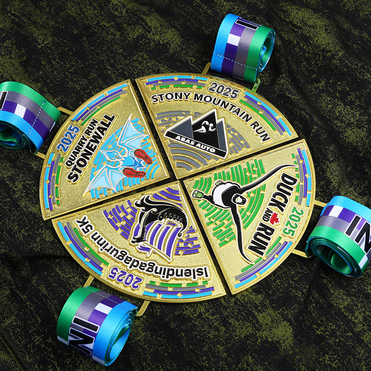 Personalized Medalla Metal Custom Medals Puzzle Triathlon Running Swimming Cycling Sports Award 4pieces Combination Medal