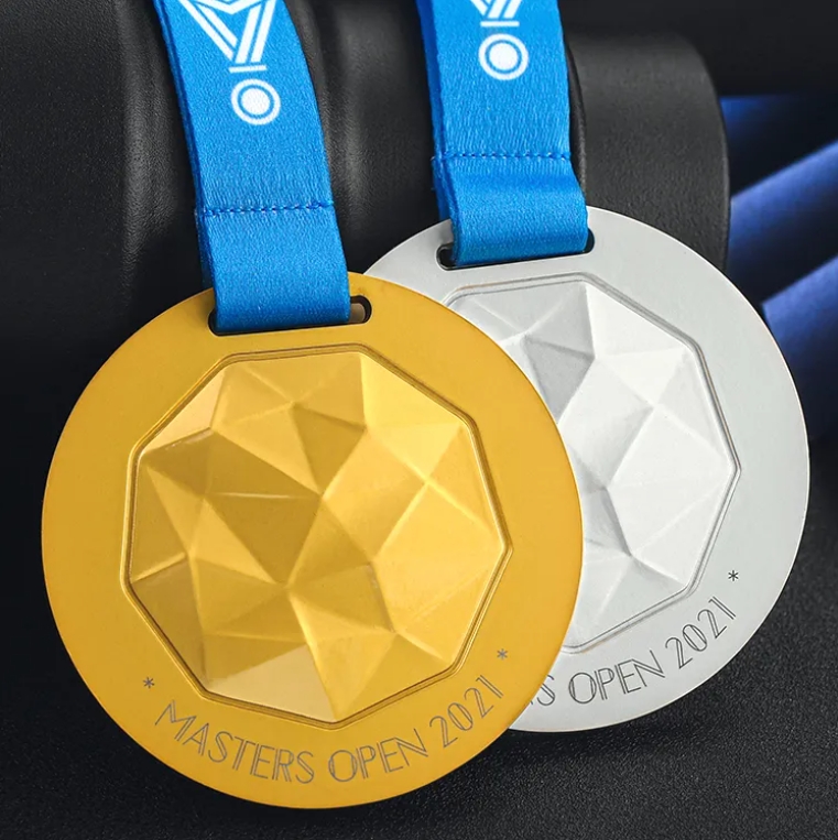 Soccer Award Custom Metal Zinc Alloy 3D Gold Sliver Brass Sports Football Basketball Marathon Running Medal With Ribbon