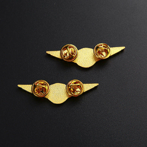 Free Sample Hot Sales Custom Enamel Fly Wing Metal Badge