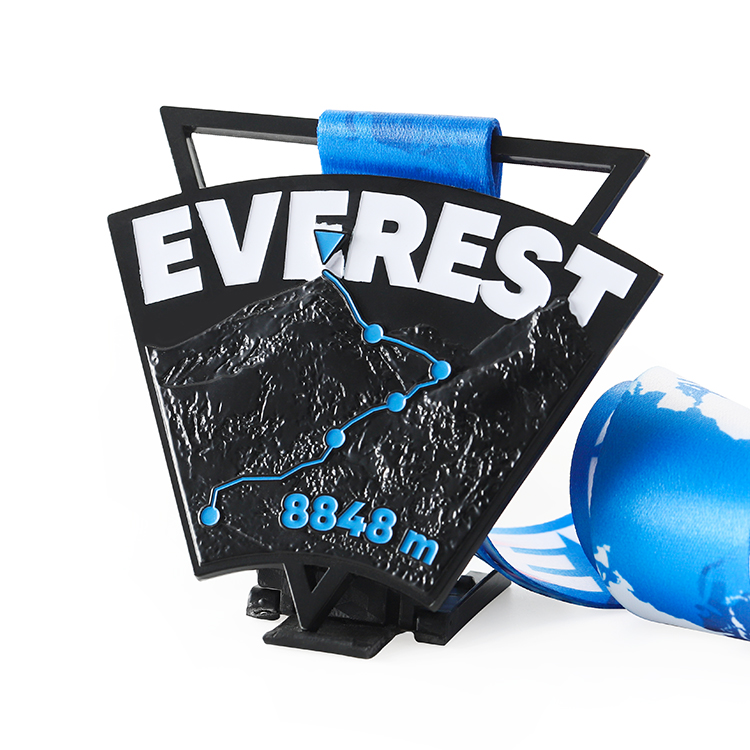 Factory Direct Design Your Own Sports Medals Everest Finisher Everest Base Camp Medal Award Mountain Climbing Running Medal