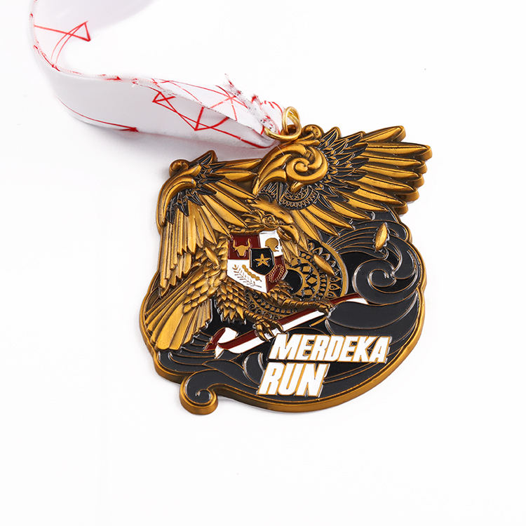 Custom logo Antique Gold 3d wings Metal Eagle Medal