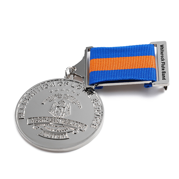 High Quality New 2D Metal Badge Custom Silver Plated Badge Pin Suit Medal of Ribbon Honor Badge Award With Safety Pin