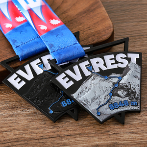 Factory Direct Design Your Own Sports Medals Everest Finisher Everest Base Camp Medal Award Mountain Climbing Running Medal