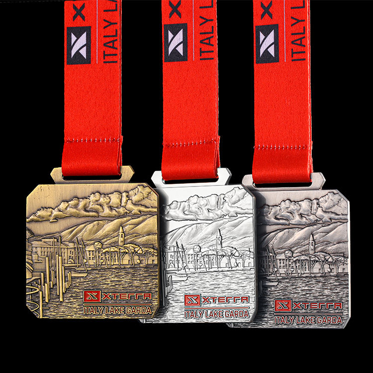 Custom Metal square Shape Embossed Design Lake Italy Medals