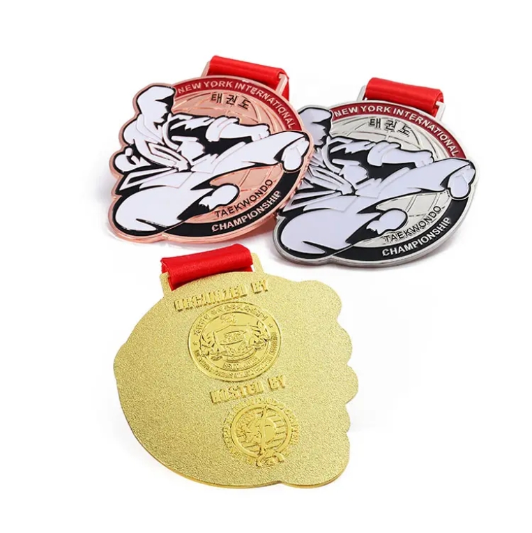 Wholesale Gold Silver Bronze Medal Manufacturer Custom Sliver Gold 3d Sport Taekwondo Medals Karate Wkf Judo Medal with Ribbon