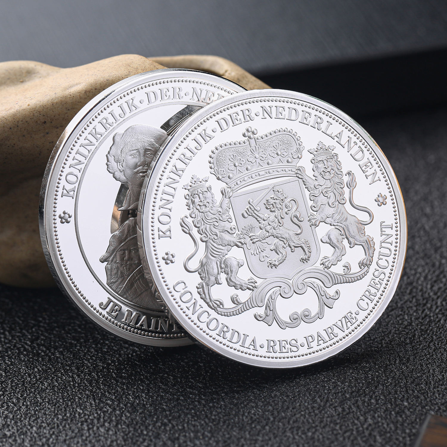 Custom Metal Mirror Coins Silver Souvenir