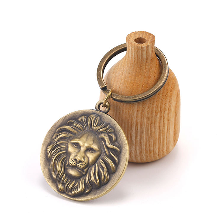 Gold 3d Animal Carving Metal lion Keychain/lion Key Chain