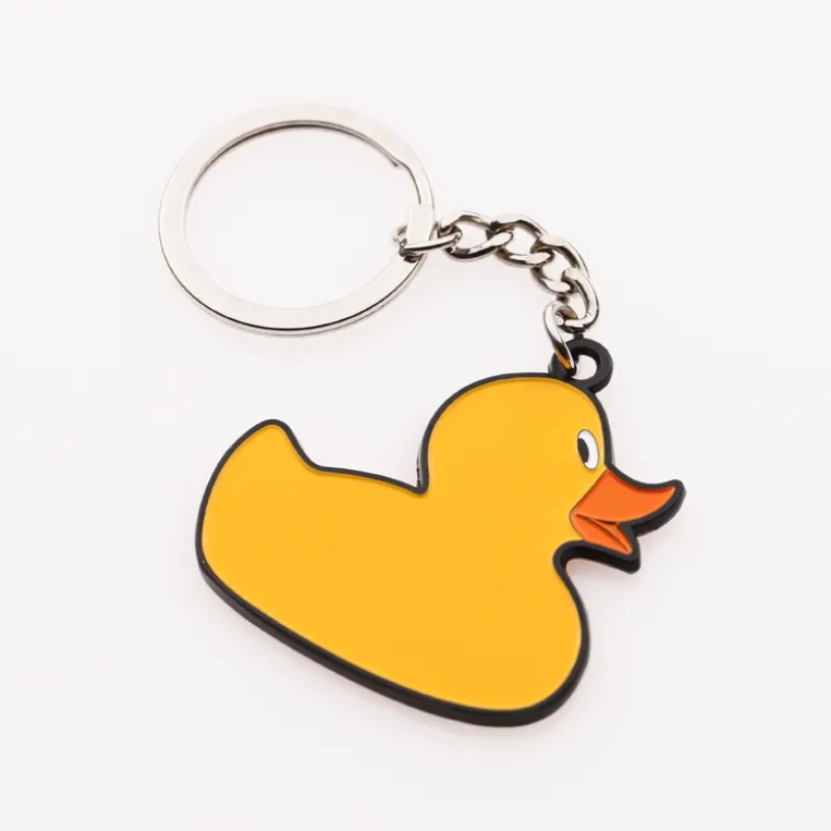 Custom Brand logo Keyrings Metal Anime Cartoon Golden Yellow Duck Keychain /cute Duck Key Chain