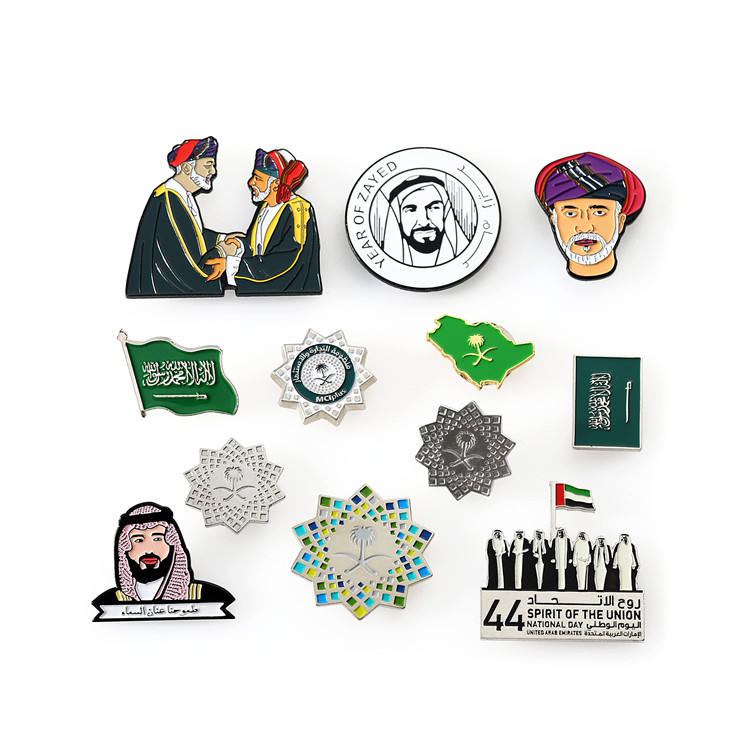 Custom Soft Enamel National Day Saudi Arabia Wholesale Metal Magnet Pin Badge