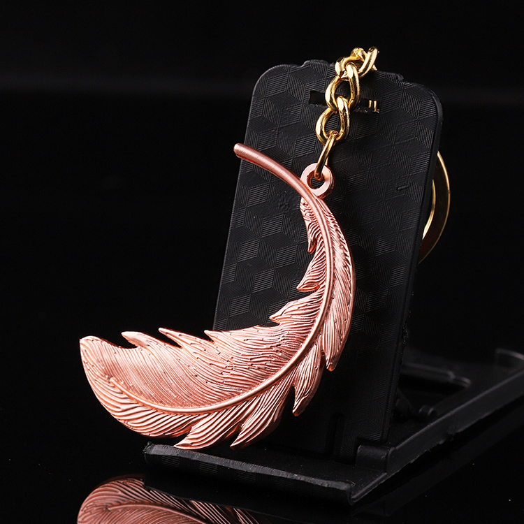 Wholesale Feather Beauty Shape Custom Cast Metal Keychains for Girls