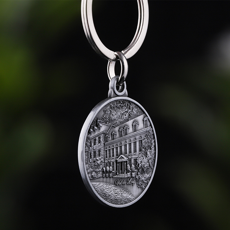 Wholesale Men Shaped Antique Silver Coin Souvenir Keychain 