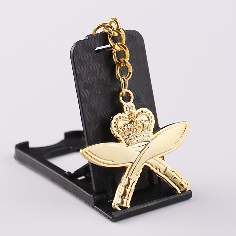 Low Price And High Quality Crown Shaped Reflective Keychain