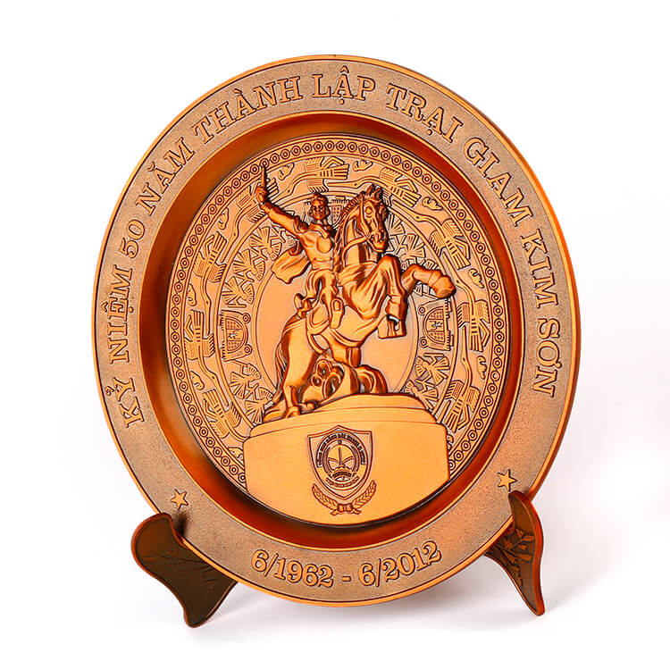 Custom Engraved Country Metal Plate Souvenir with Wooden Base